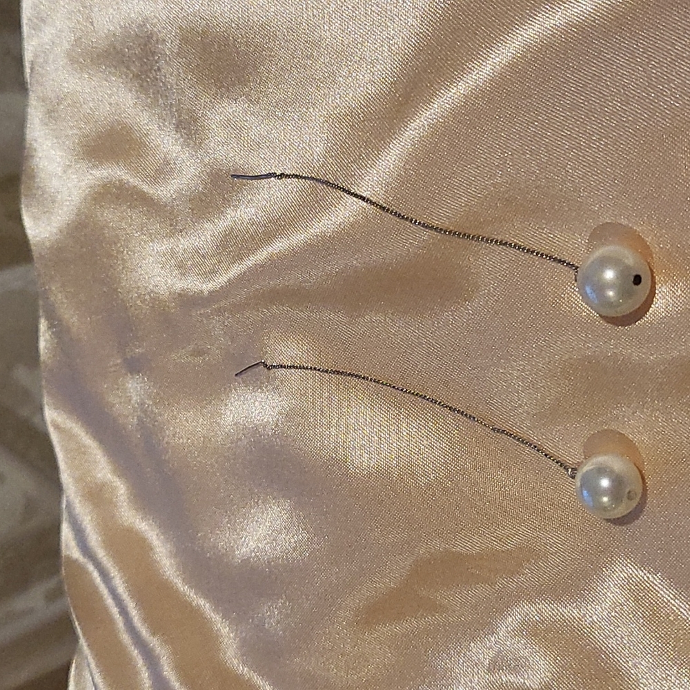 Pearl earrings
